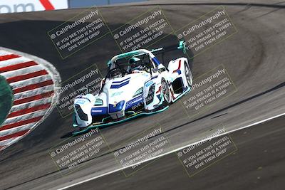 media/May-18-2025-Speed Ventures (Sun) [[b6e29aef7d]]/Red/Session 3 (Corkscrew)/